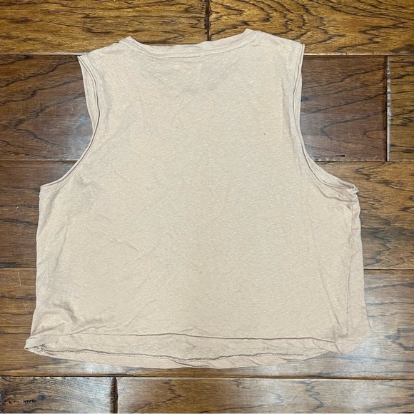 Madewell Raw-Edge Hangout Muscle Tank - Picture 6 of 9